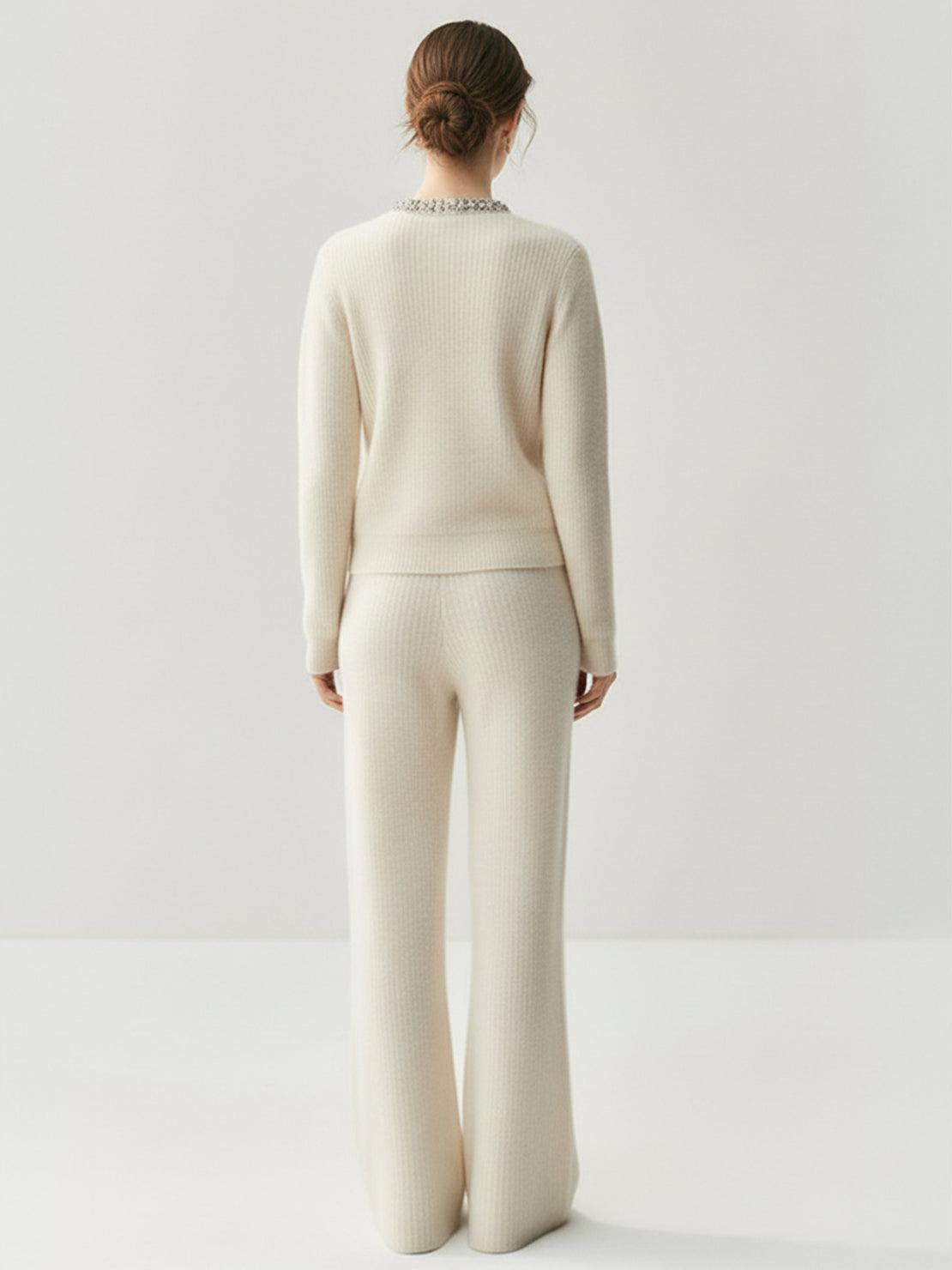 100% Alashan Cashmere Diamond-Collar Cardigan