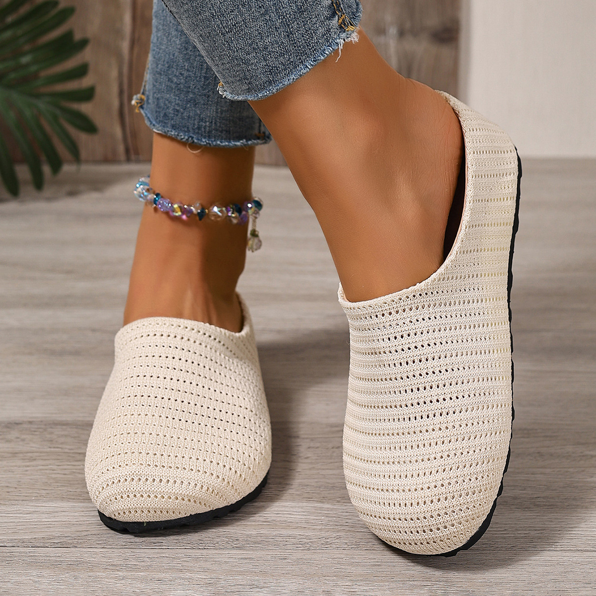 Mallory – Hollow Knit Walking Mules