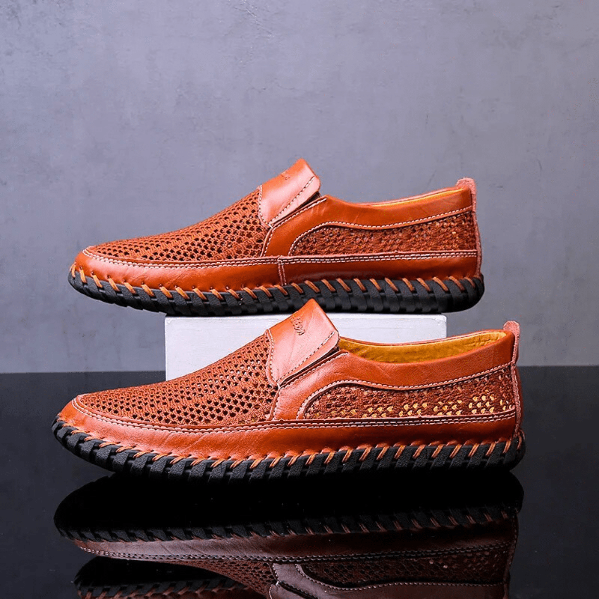 Zanjo - Breathable Leather Slip-On Casual Shoes