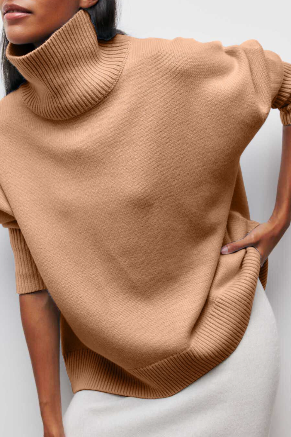 Women's Oversized Turtleneck Sweater for Cozy Comfort