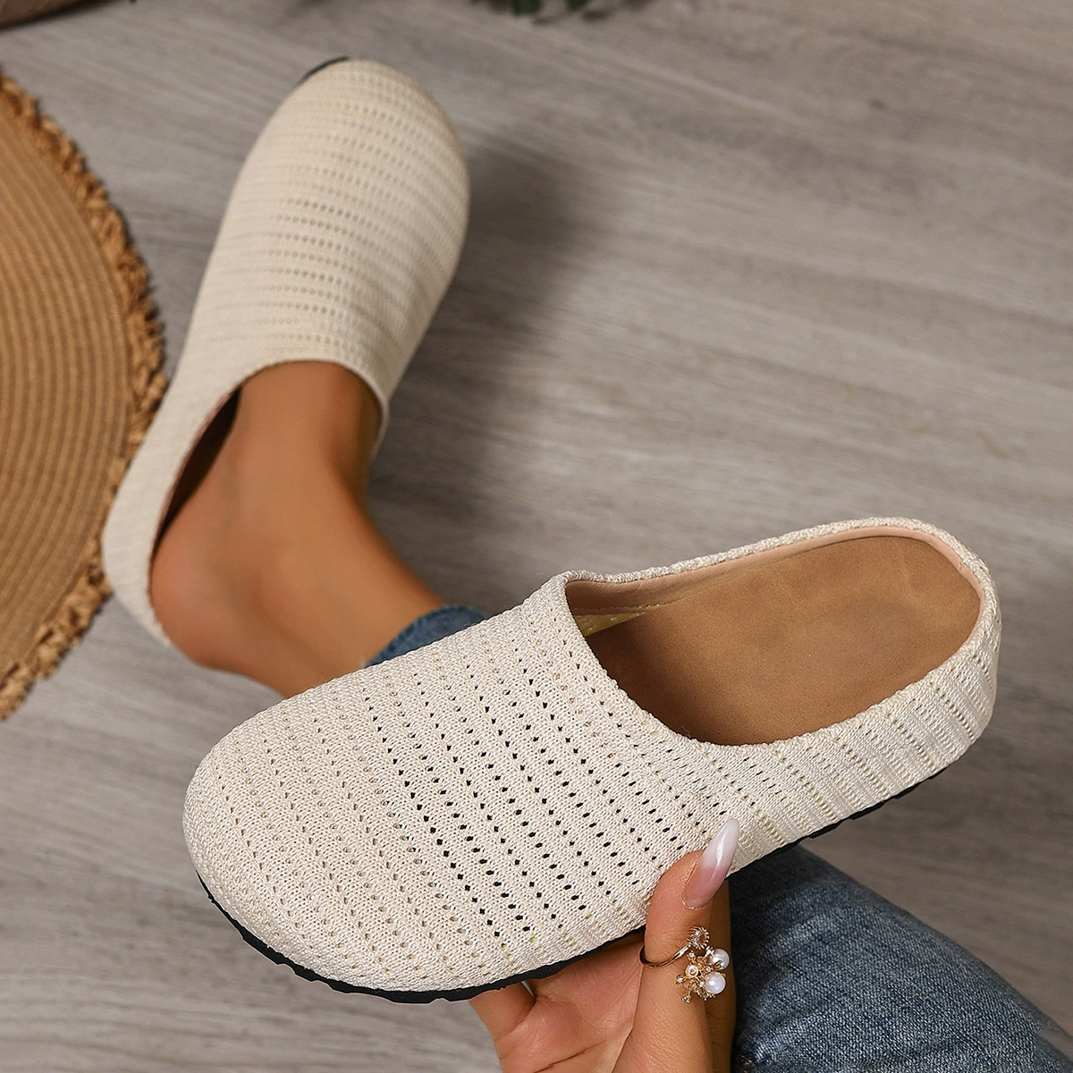 Mallory – Hollow Knit Walking Mules