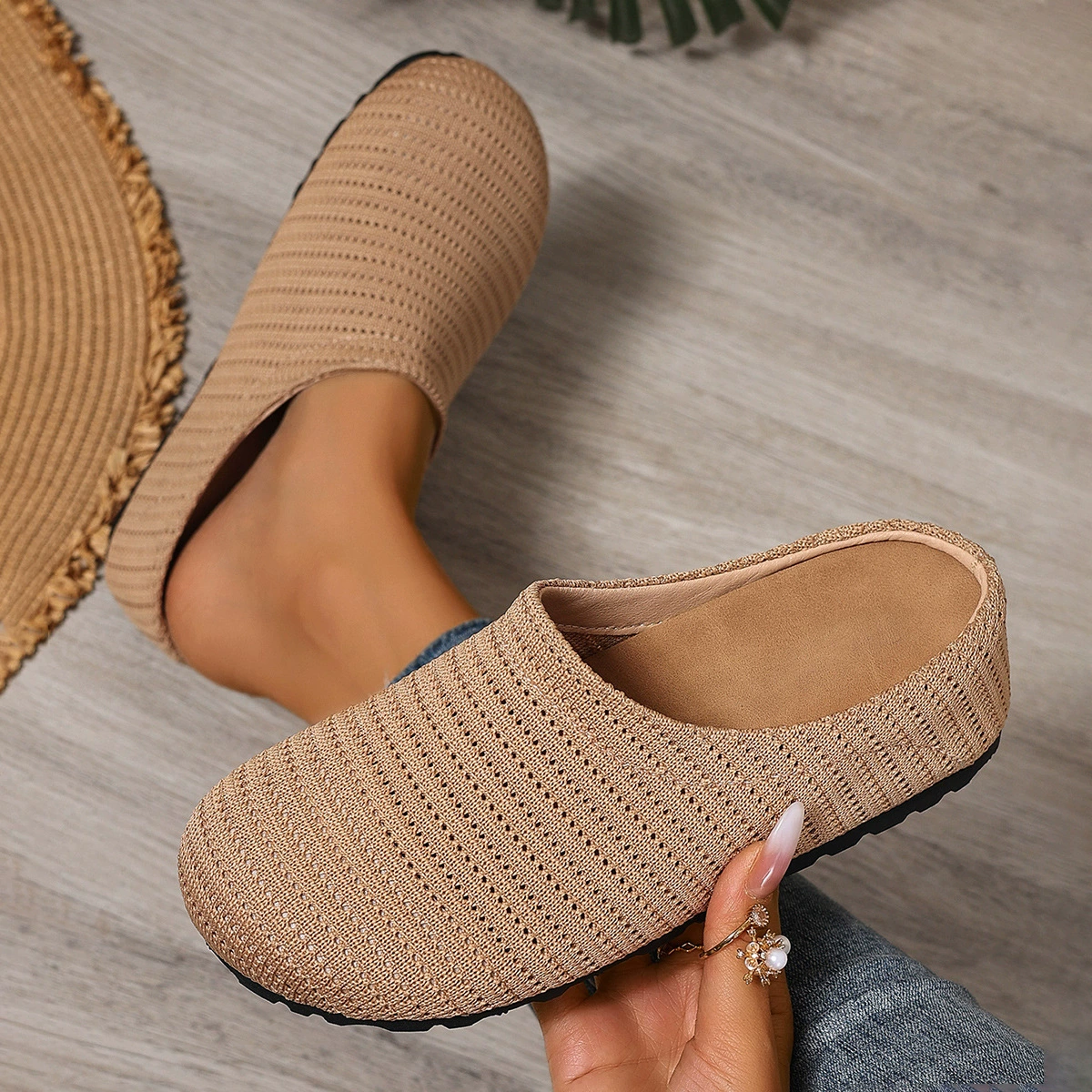 Mallory – Hollow Knit Walking Mules