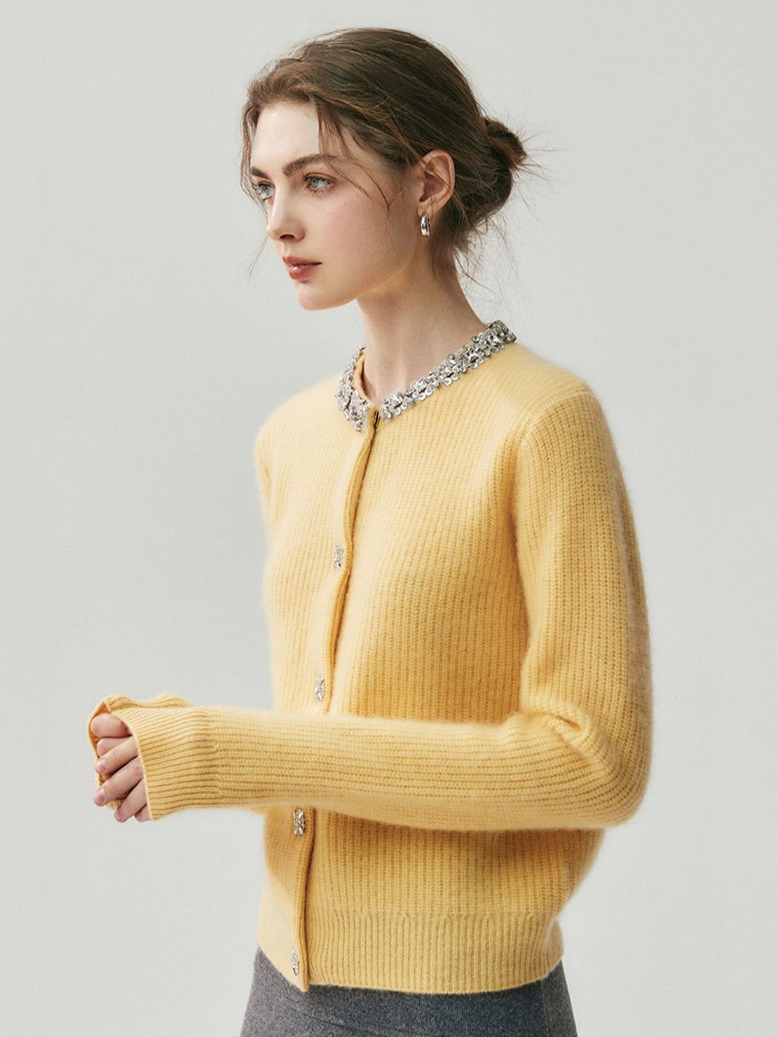 100% Alashan Cashmere Diamond-Collar Cardigan