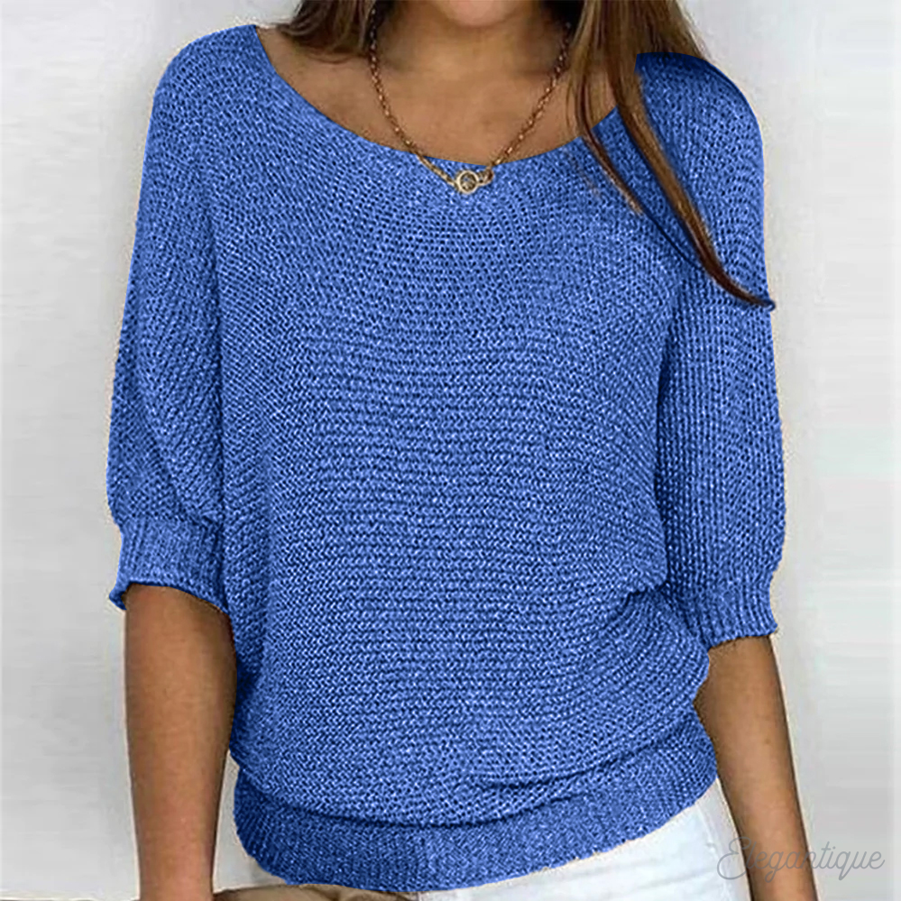 Relaxed Knit Sweater with Wide Sleeves and Round Neck