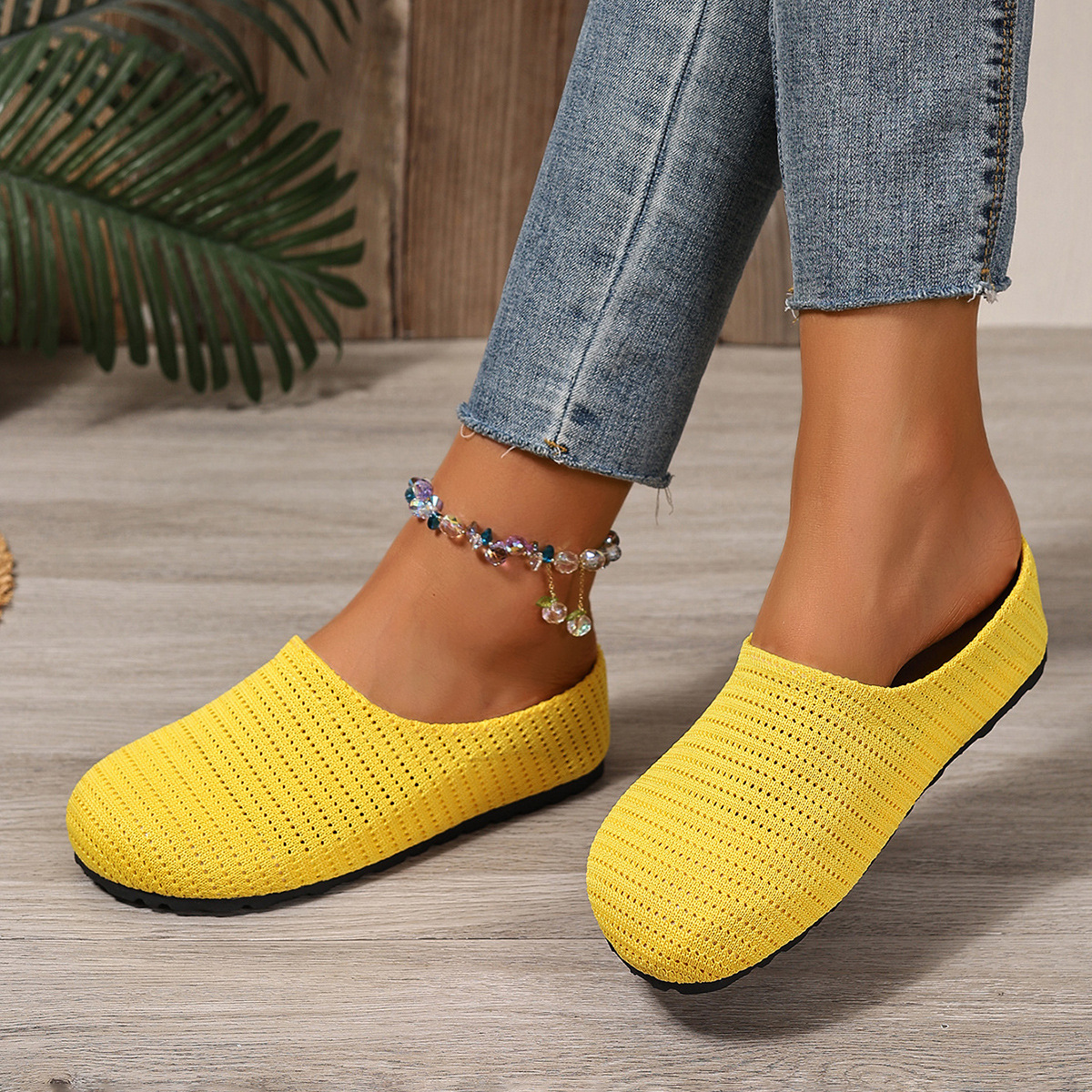 Mallory – Hollow Knit Walking Mules