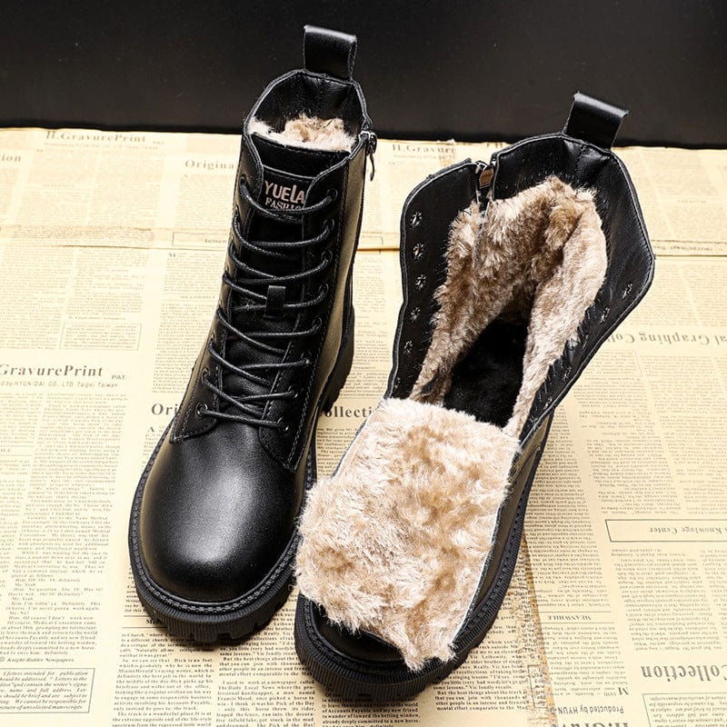 Vera | Timeless Black Leather Boots with Fur Lining